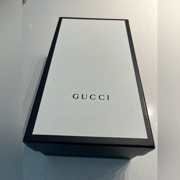 Tenis Gucci for men. Just used 2 times and are storage in the original box. - Picture 5 of 5